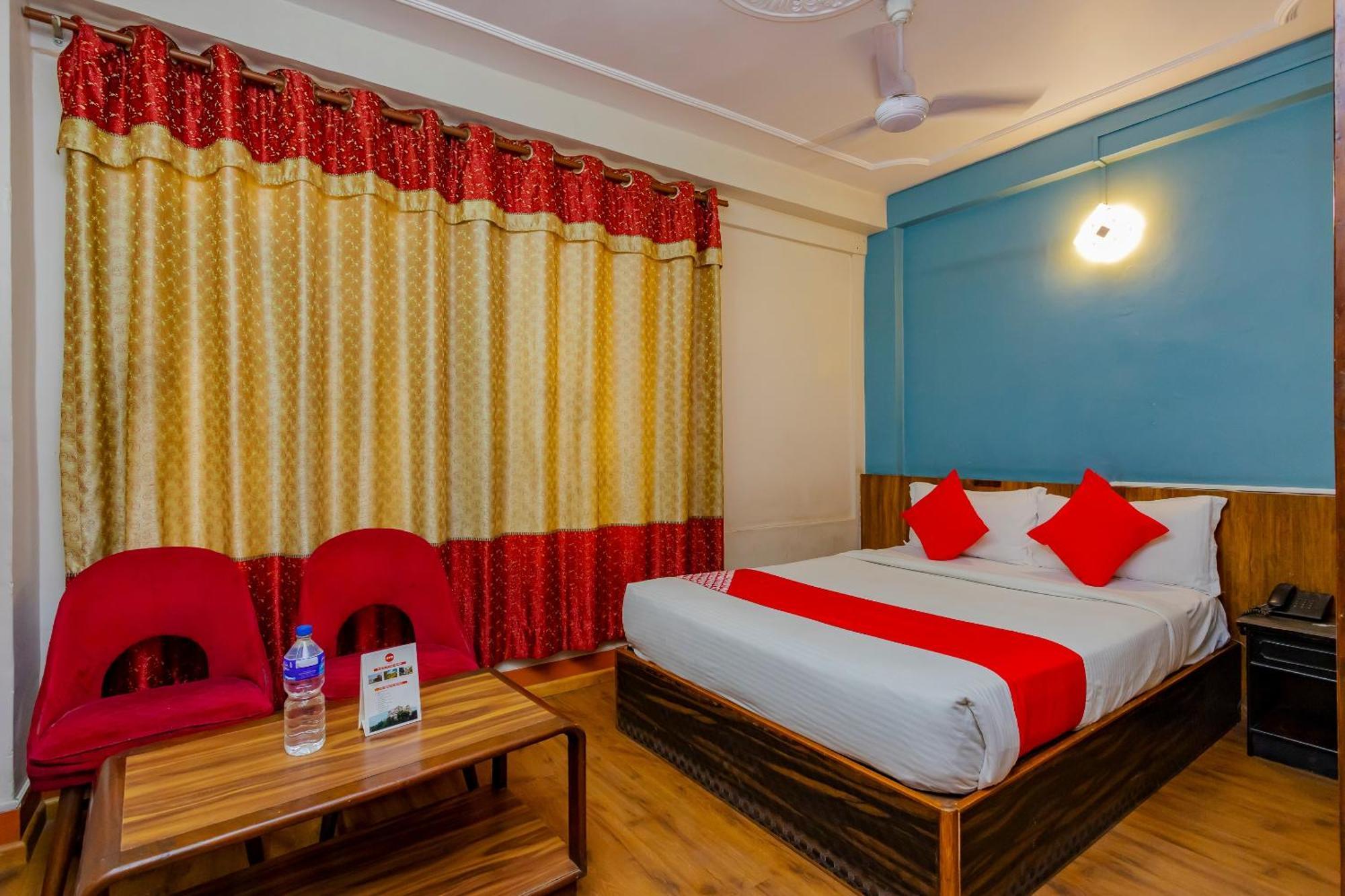 Oyo 795 Hotel Holiday Inn Katmandu Eksteriør bilde