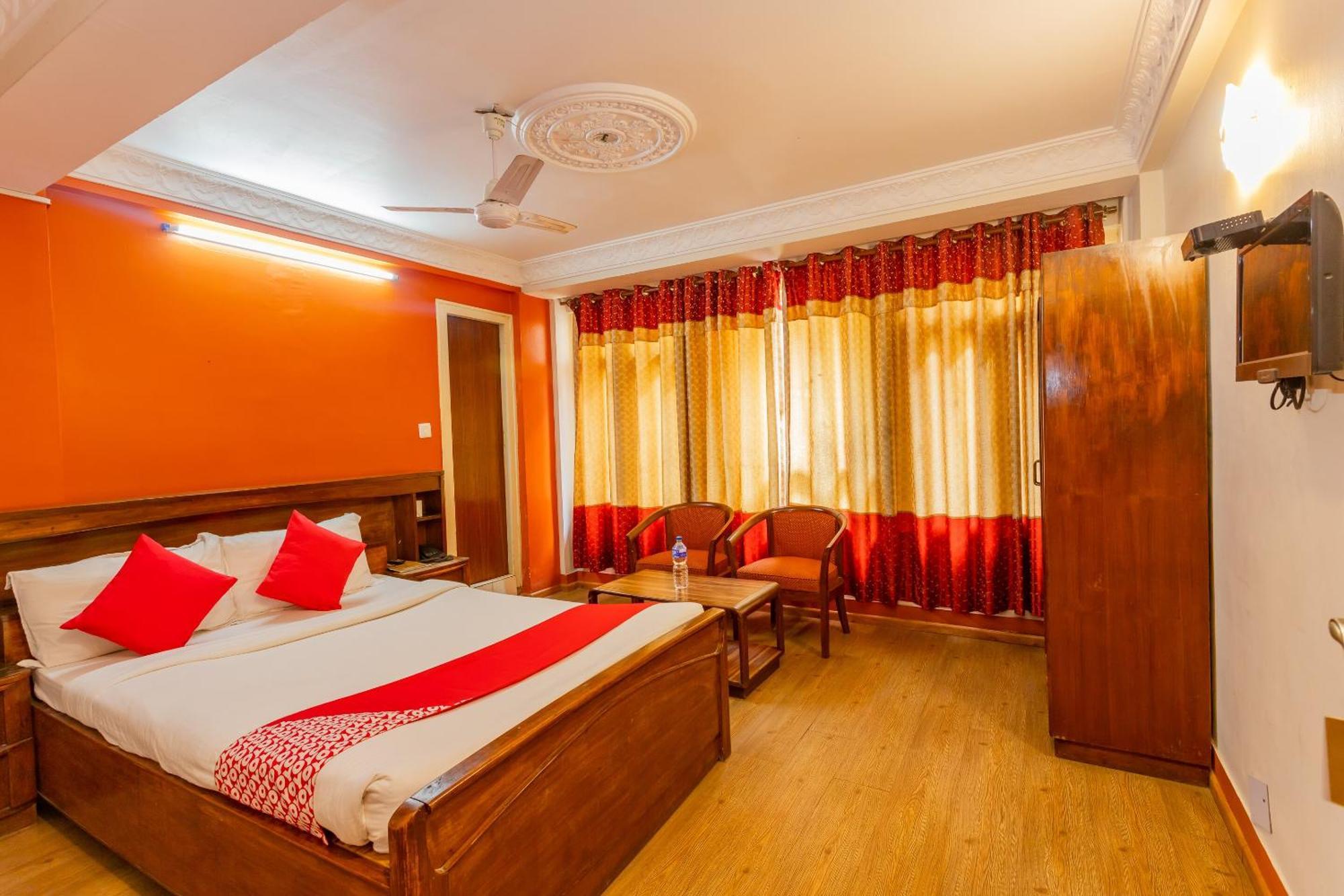 Oyo 795 Hotel Holiday Inn Katmandu Eksteriør bilde